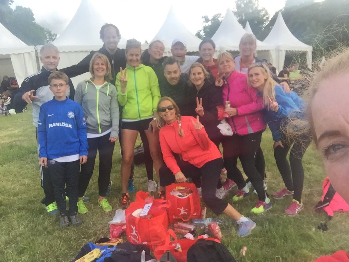 HannahLRJ's tweet photo. Stolta &amp; snabba Cerebeller! BlodOmloppet2016 #cerebab https://t.co/5mZ1rRQygv