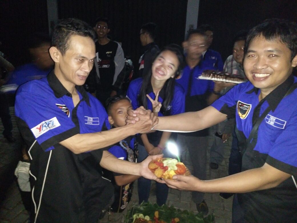 Ucapan selamat Pak Presiden <a href="/ErikMbanjar/">erikmbanjar</a>  dan Pak LC TangSel <a href="/ocen/">ocen</a>