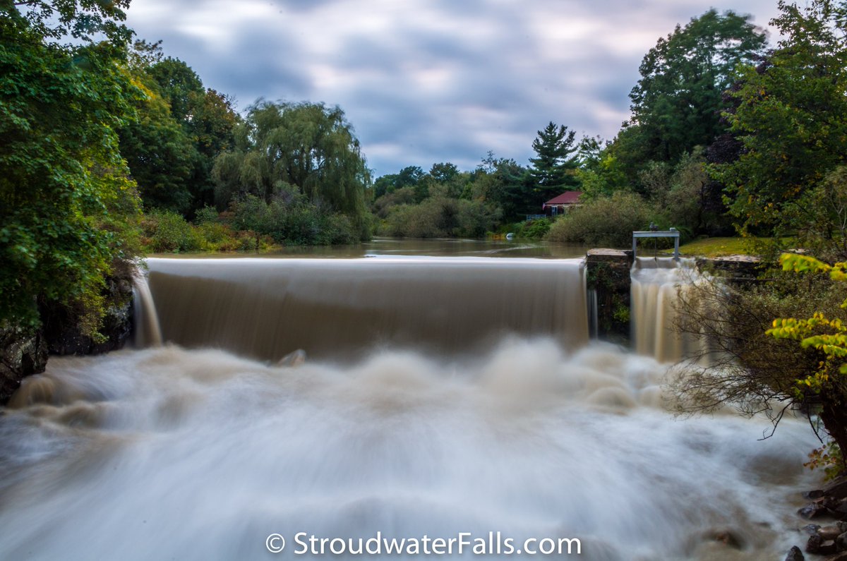 StroudwaterFall's tweet photo. When it rains, it pours in #PortlandME https://t.co/W5sUcTgrw4