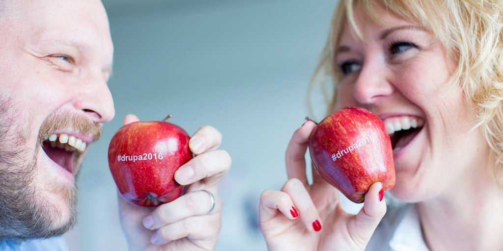 drupa's tweet photo. Last chance to get a free apple for your #drupa2016 tweets! Come to our #socialmedia booth at the North Entrance! https://t.co/k9OydhpY09