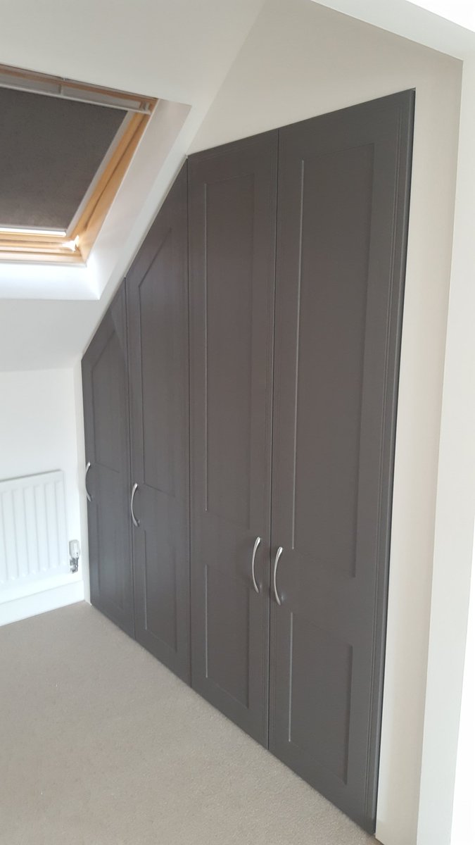 TheLocHandyman's tweet image. Bespoke frame required to hang client supplied doors. Transformation complete. #BeforeAfter #DelightedClient