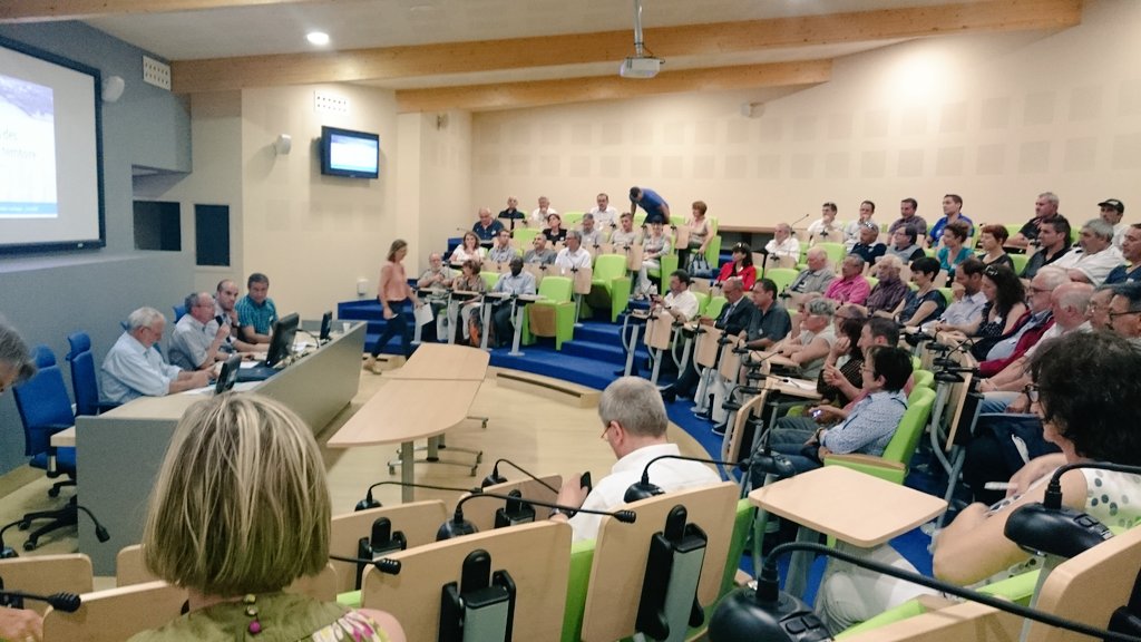 freshcoreAgence's tweet photo. En direct du Rdv des entrepreneurs du territoire CCSA #soragout https://t.co/Uj11kSSQZL