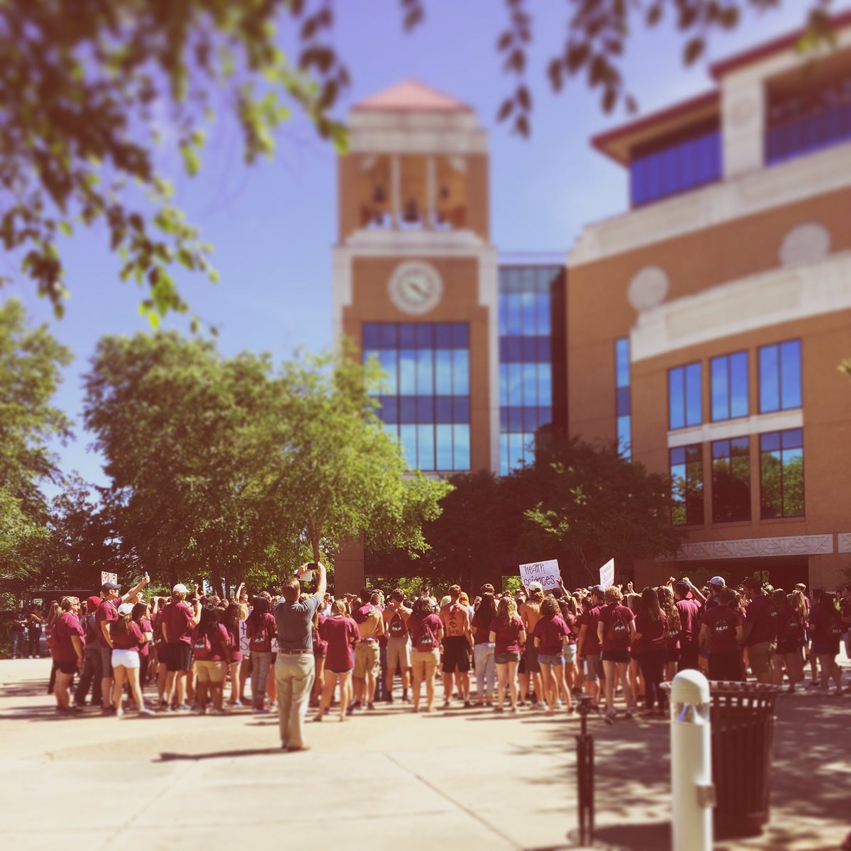 ULM_Careers's tweet photo. #prep2016 #freshmanorientation #warhawkspirit #ulmcareerconnections https://t.co/8xdJOi0iQt