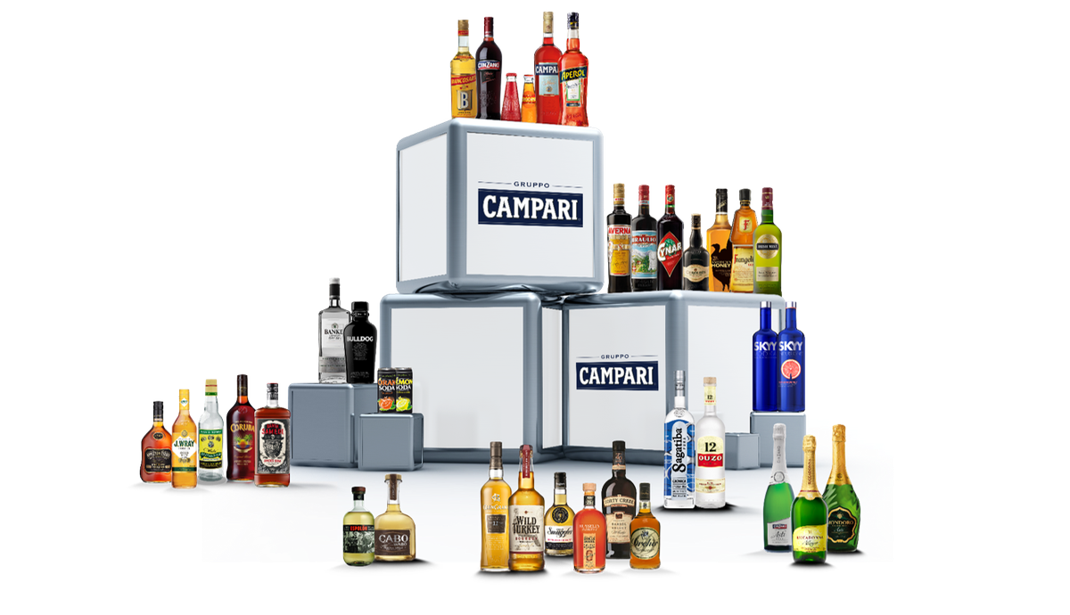 GruppoCampari's tweet photo. #DidyouKnow the #Latin #meaning of #aperitif is #ToOpen? #OpenUp to the
#tastes and #friends that you #love most! https://t.co/buh3Hj26wb