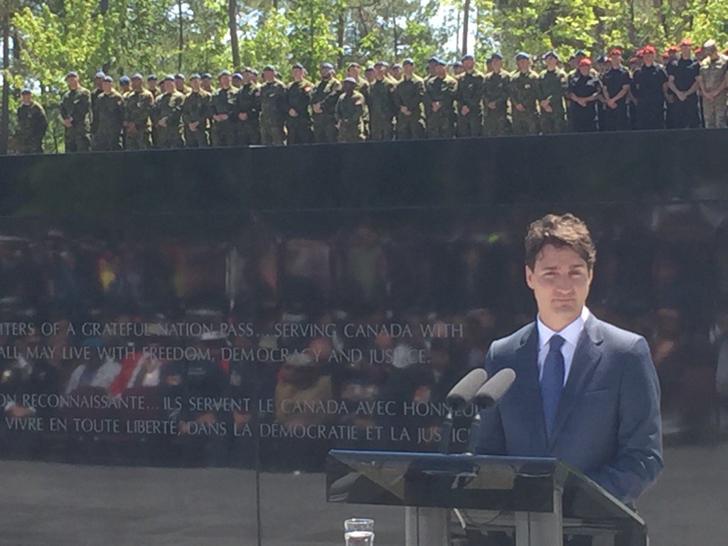 MaijaHoggett's tweet photo. CFB Borden Legacy Monument unveilled #100YearsOfFreedom
https://t.co/TUljPc2Ldx https://t.co/9GqQ20B4M8