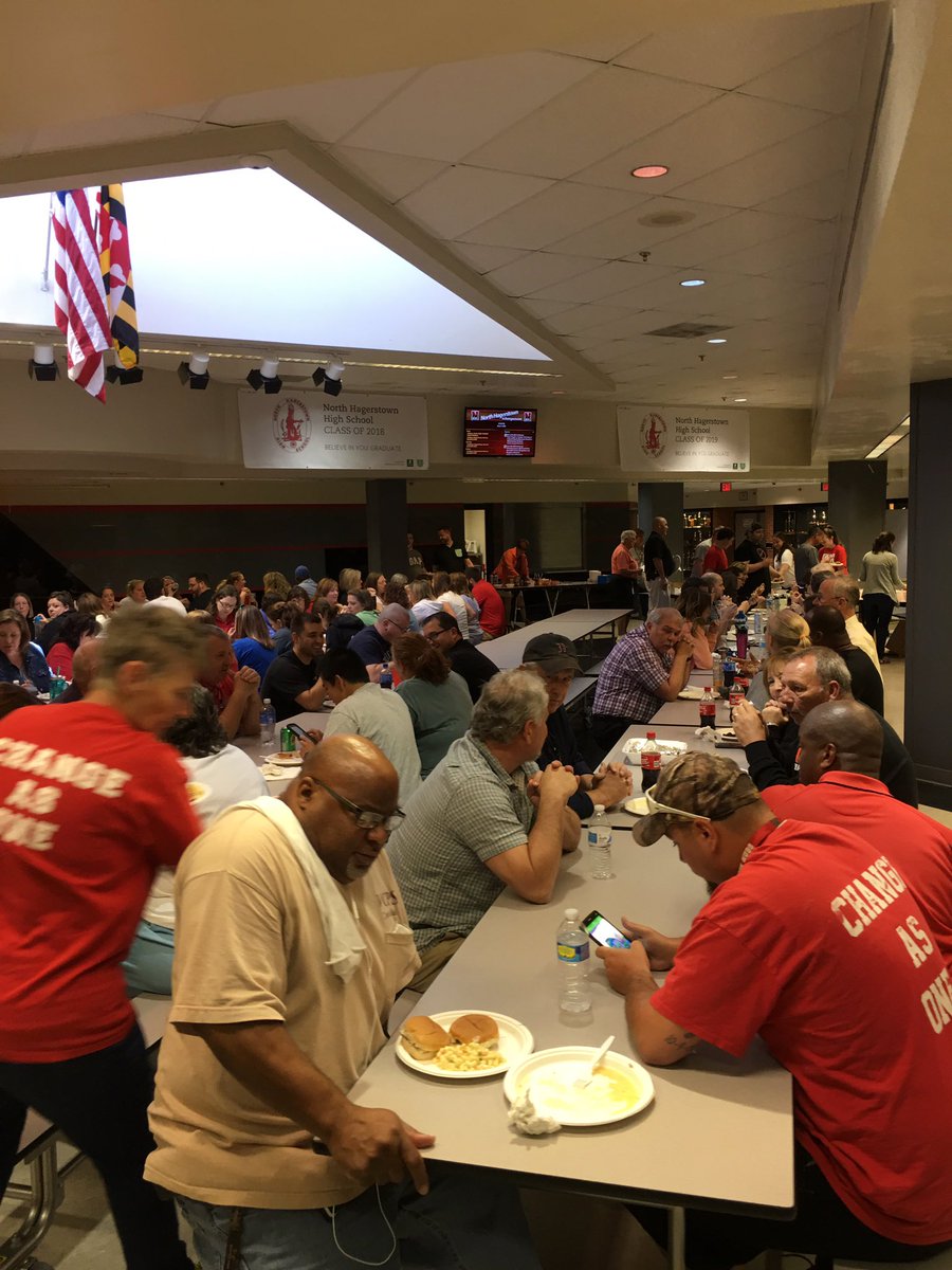 HubsNHHS's tweet image. Staff luncheon- thank you for a great year- this is building a #commyounity #changesone #hubpride