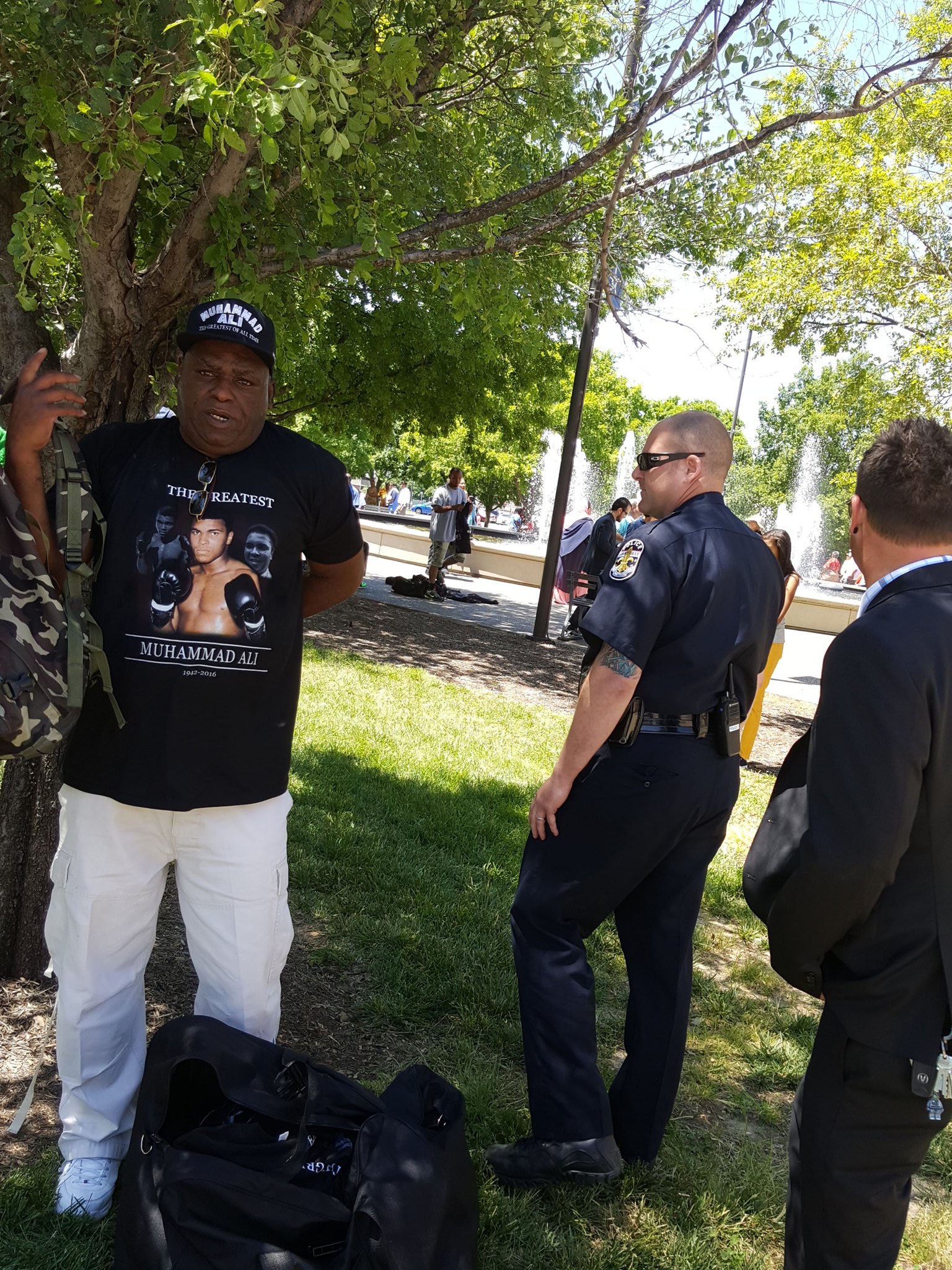 Phillip M. Bailey on Twitter ".LMPD officer told merchants they're