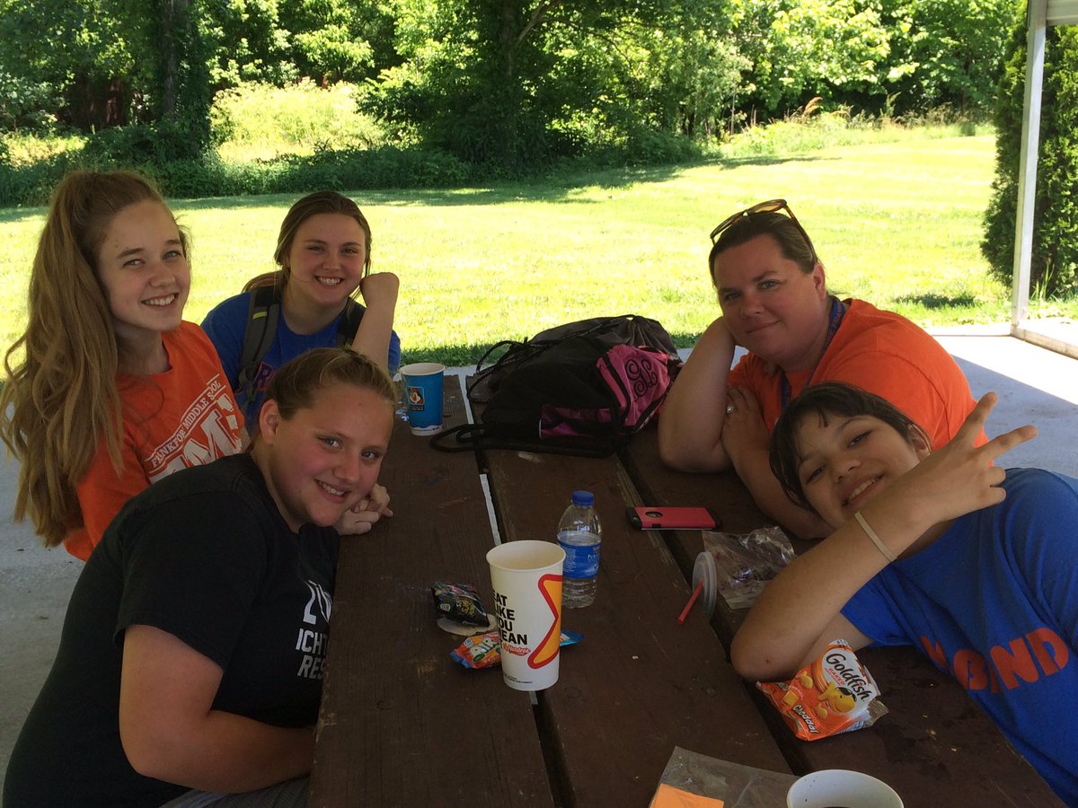 SSSPpal's tweet photo. SSS Field Day!! https://t.co/t4dLjeqz6g