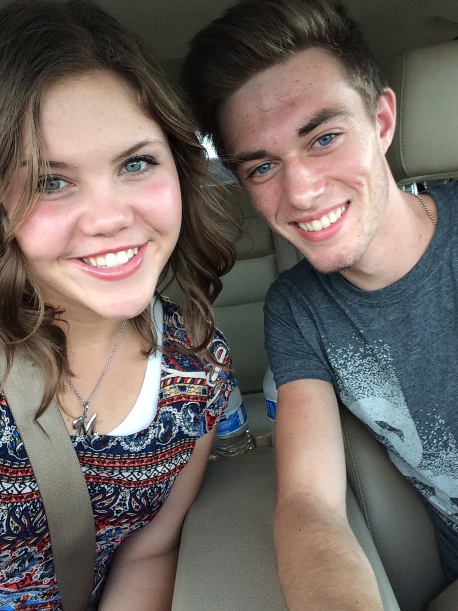 checkoutmikala's tweet photo. BIRTHDAY!!!!!! https://t.co/iOQaMSK68d