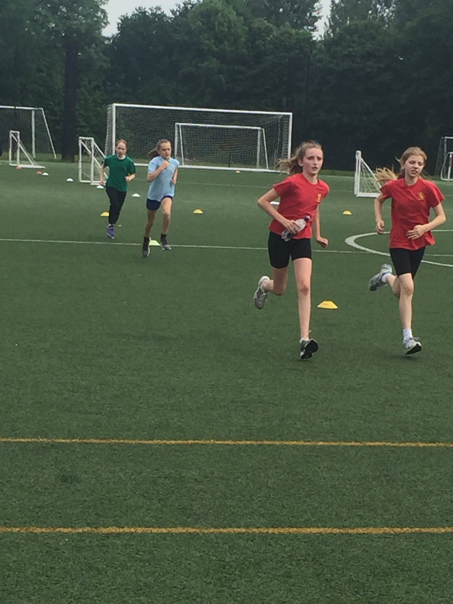 Bexton_PE's tweet photo. Such a great Quad Kids event with @BextonPrimary Year 6's. Brilliant team spirit all round 👏🏻🏃🏻 https://t.co/aVjgLjFot4