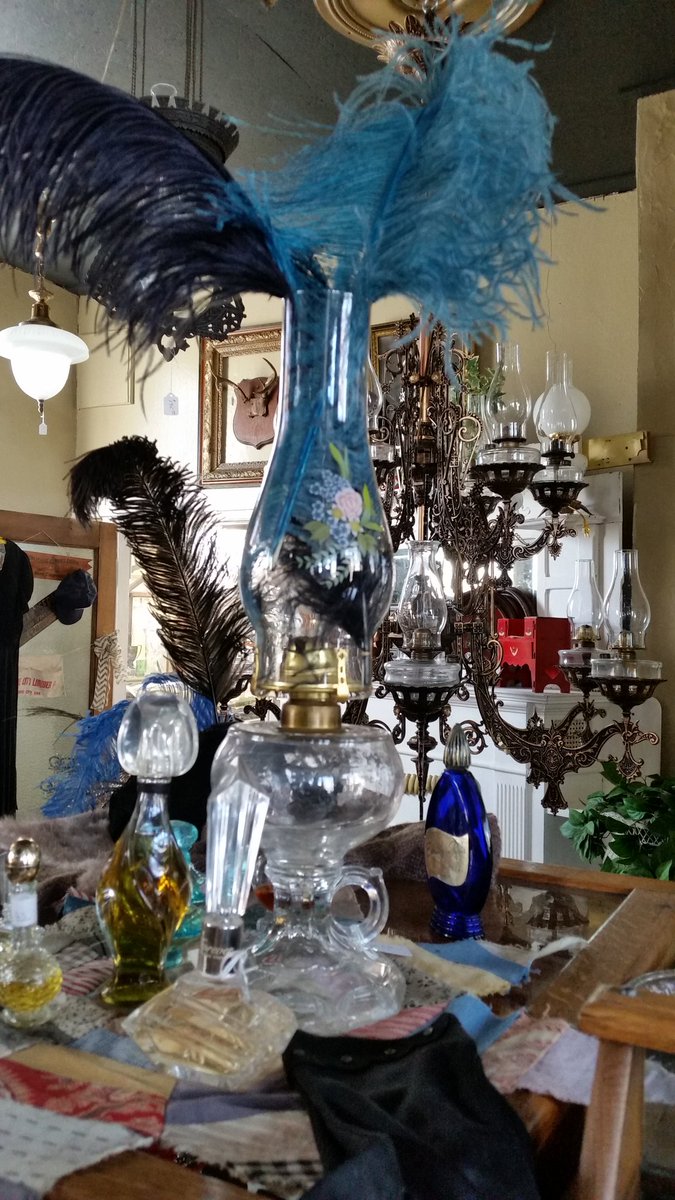 hoppyjunker's tweet photo. Light as a feather @hoppyjunker https://t.co/yOPAvqUW68