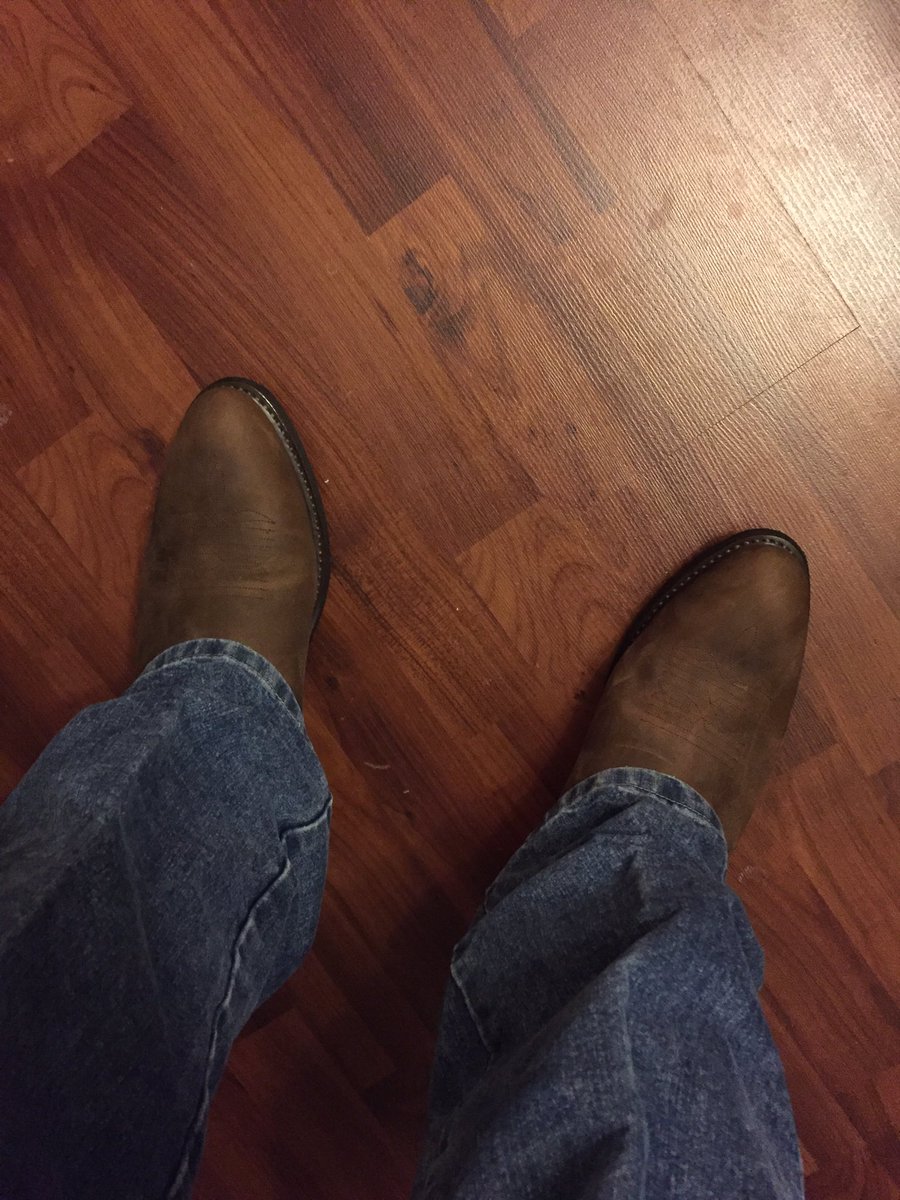spottedbas's tweet photo. Got my first pair of crap kickers today. Dang!!!! I make these things look good. https://t.co/2eJfOkRFTE
