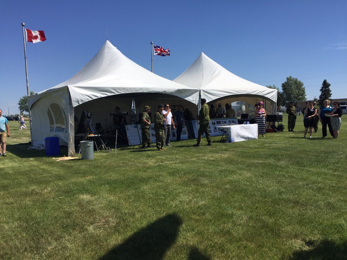 Photo__Mike's tweet photo. 75th Anniversary celebrations about to start in Ralston! @DRDC_RDDC https://t.co/ibGh7fbnqs