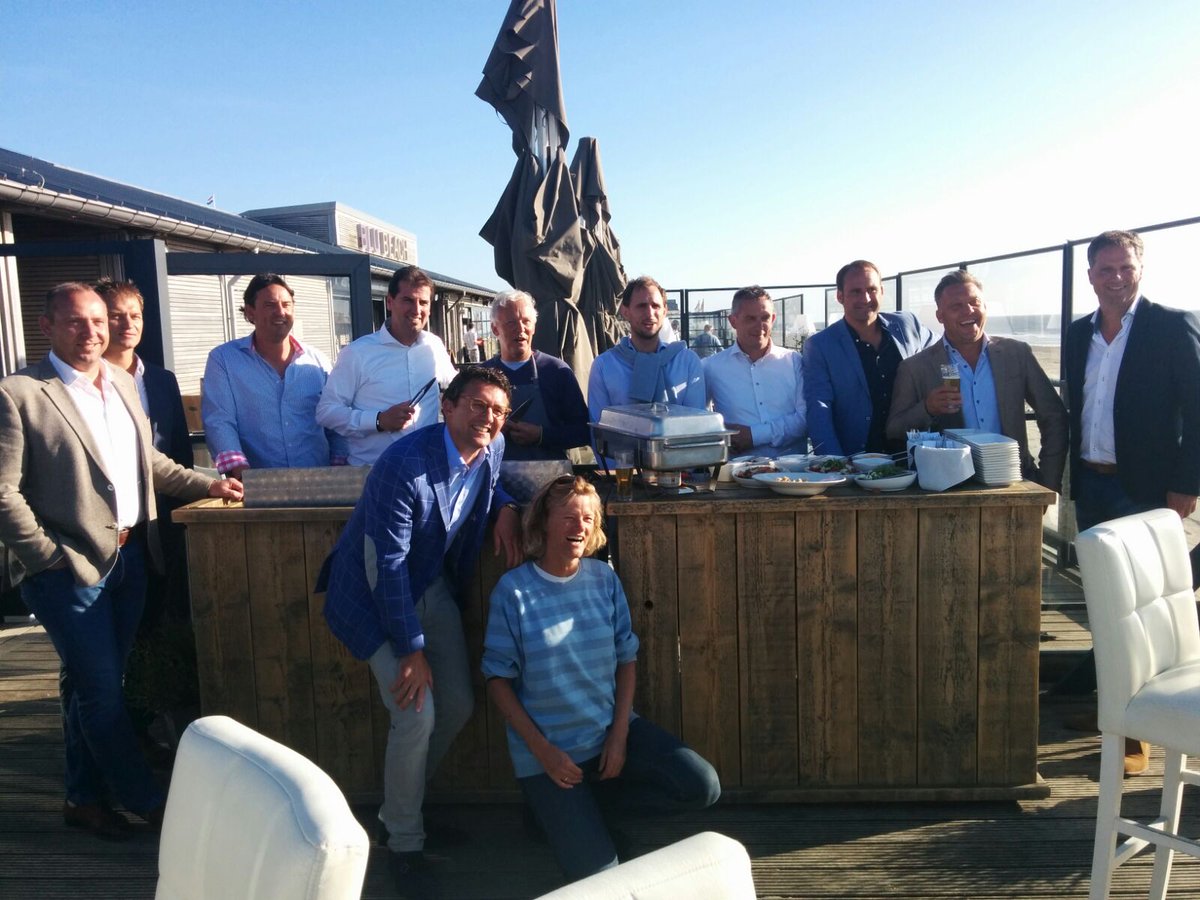 Who is the Chef? BLU BQ'en met master chef <a href="/JanRijpstra/">Jan Rijpstra</a> <a href="/NOVNoordwijk/">NOV Noordwijk</a> Haringparty kavel voor goed doel #noordwijk.