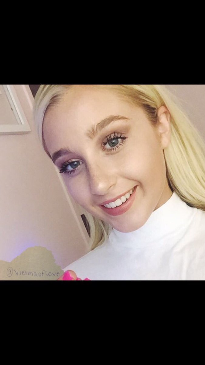 venusyourgod's tweet photo. Update: @viennaoflove is a fake. Real girl: https://t.co/RhQqByr87b

@strongbow36 @strongbow45 @fakefindommes @rtpig https://t.co/t5QfrLYk3L