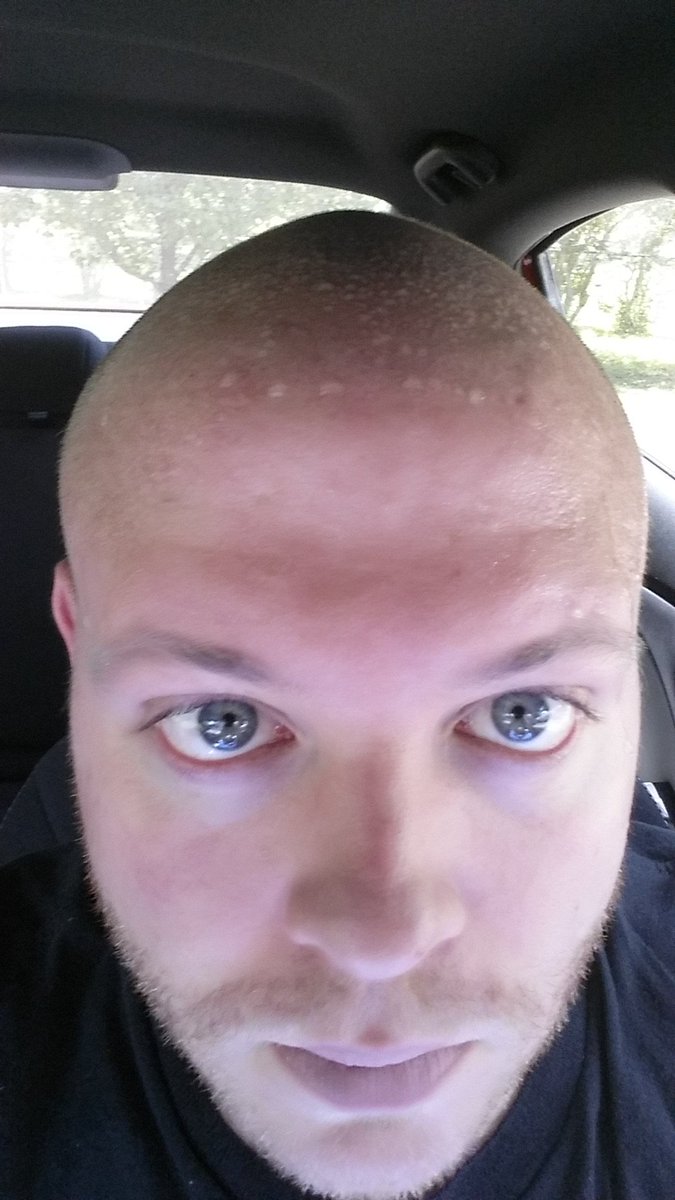 CopperheadFit's tweet image. Finished with leg day....also want to note that Im up 30lbs on the leg press and 40 lbs on the hip abductor.  #Gains