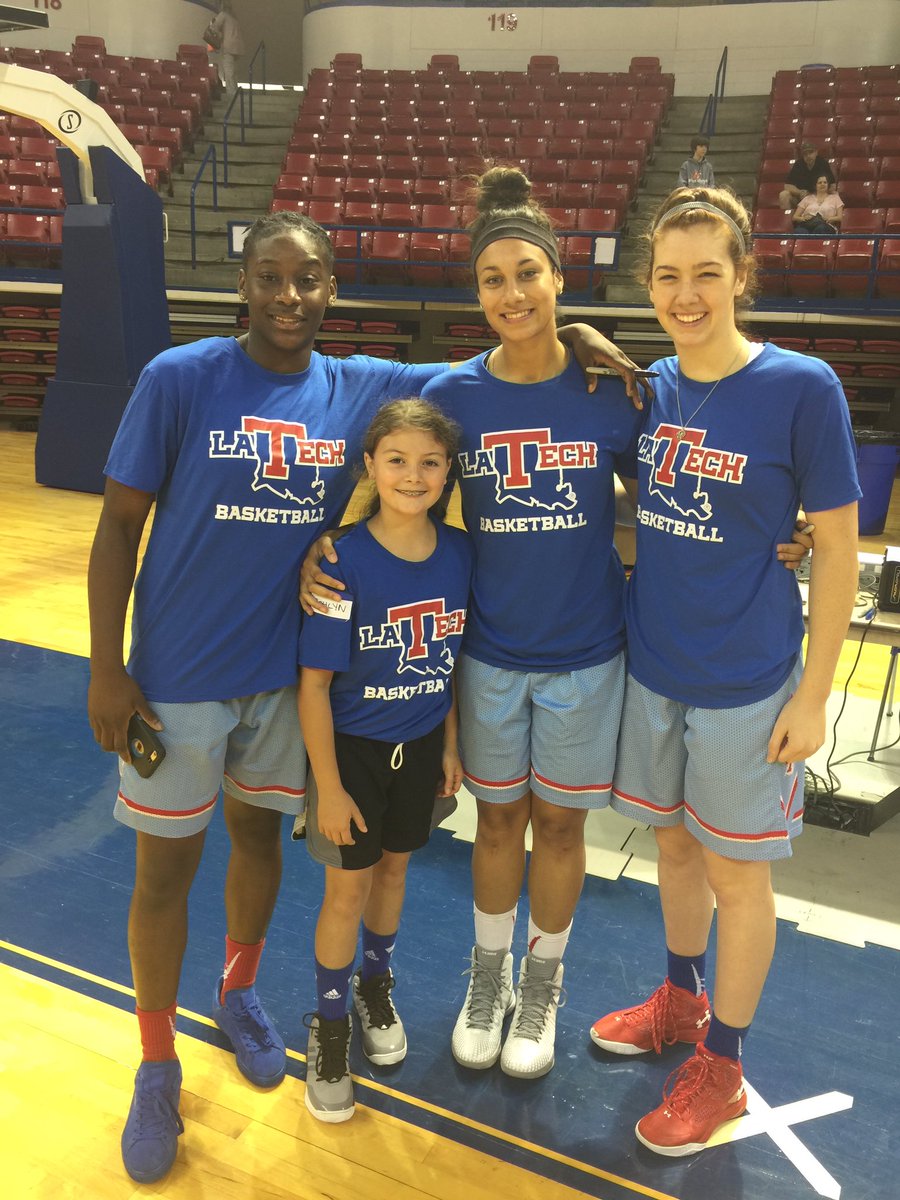 EDH11's tweet photo. Ready to see these players on the court! Tks for helping Ashlyn. @LATechWBB @BrookeStoehr @CoachASharp @ASantos_33 https://t.co/e7C4hJCXRN