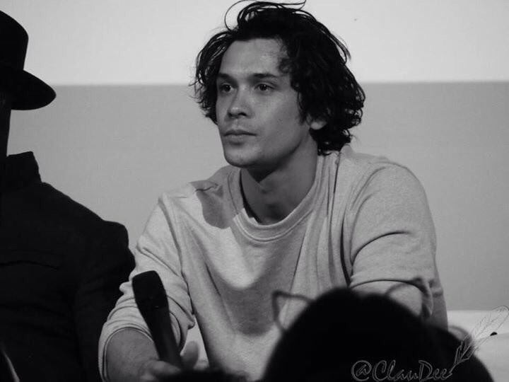 ImLiverpoolBeth's tweet photo. CONGRATS BOB AND ELIZA for #ChoiceTVChemistry nomination #The100
@MisElizaJane @WildpipM https://t.co/9mbhrwnqoQ