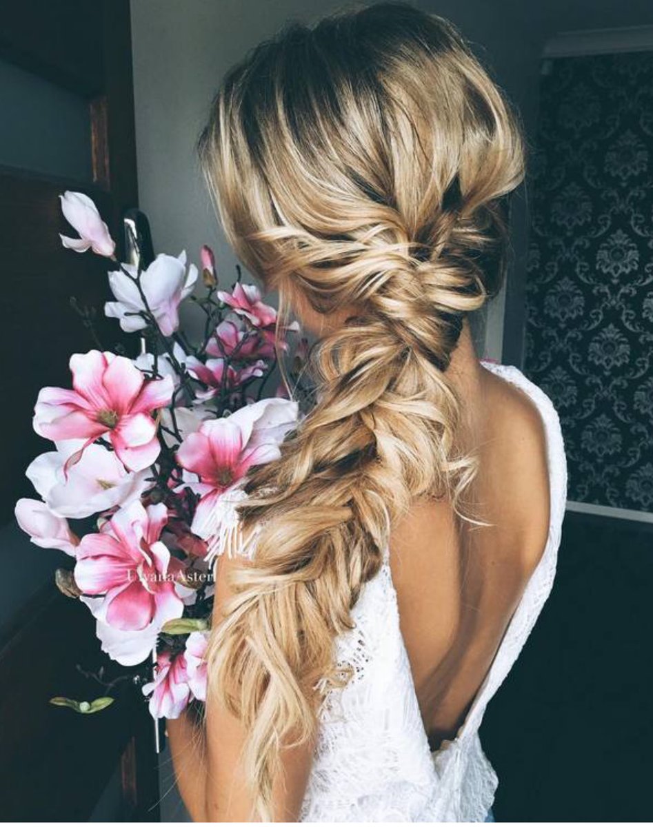 extensionsaz's tweet photo. Wedding season is here! Let us give you that thick full hair you dream about👰🏼 #WeddingHair #ExtensionsAZ #Wedding https://t.co/wgbBXBD2sj