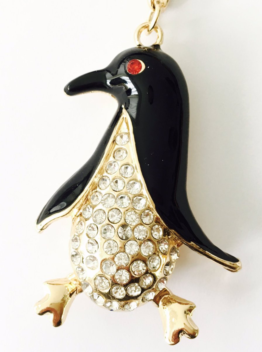 emdarlington's tweet photo. @_dogandbone_ #RT #FOLLOW @LilEddies to #WIN a phonecase #EURO2016 #fathersday #valueshop https://t.co/iY5yXFvmGl … https://t.co/HhH3loiBOJ