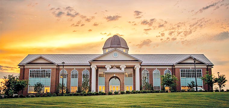 CollegesAmerica's tweet photo. Liberty University, Lynchburg, Virginia https://t.co/Qvl4mh8NuS