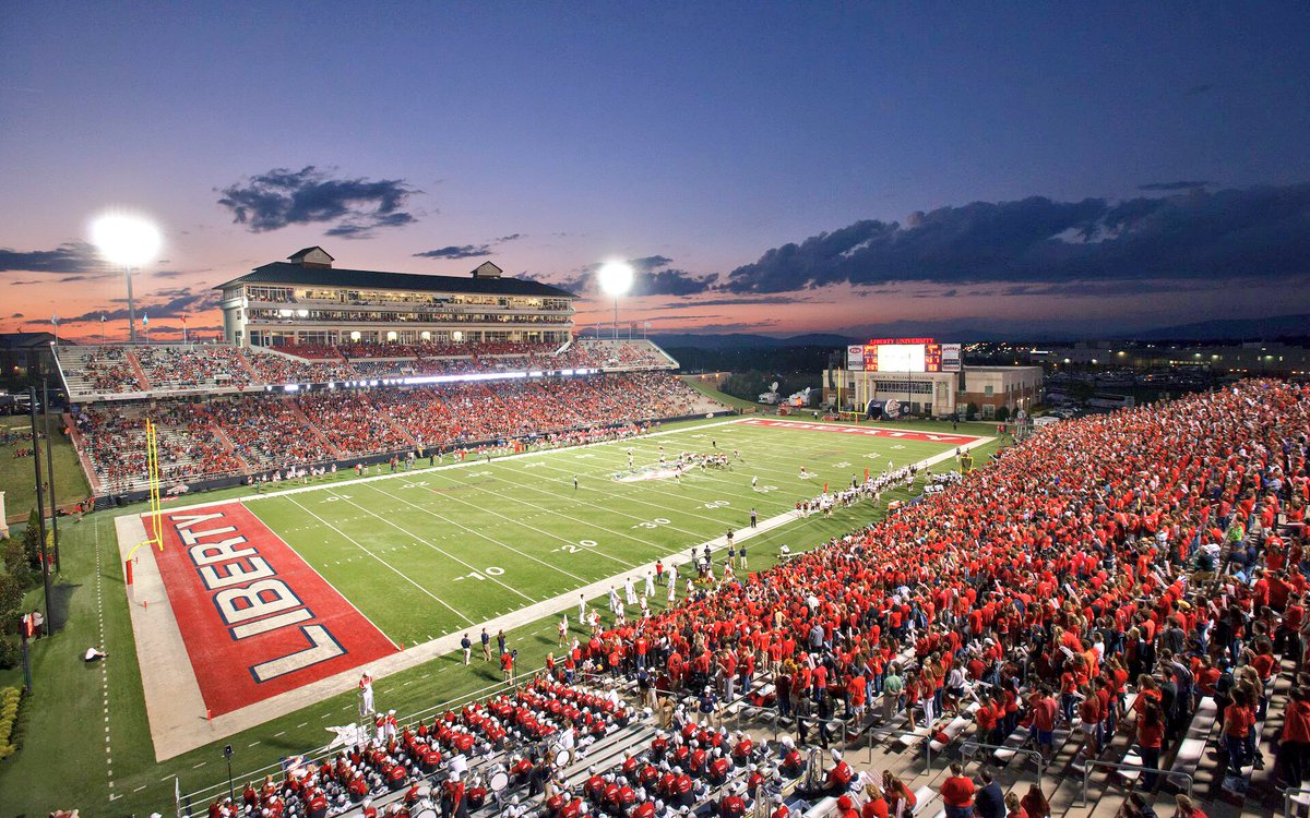 CollegesAmerica's tweet photo. Liberty University, Lynchburg, Virginia https://t.co/Qvl4mh8NuS
