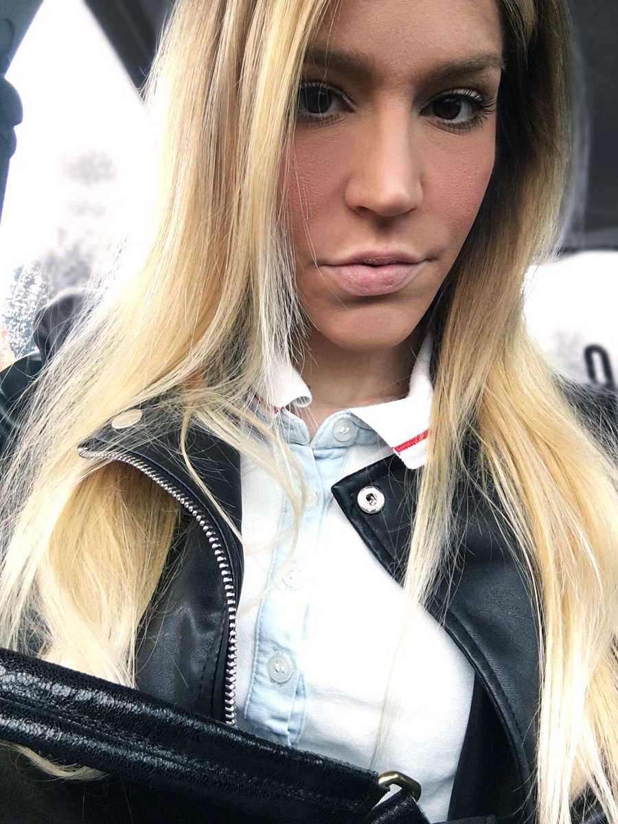 Beby15Benedetta's tweet photo. https://t.co/N0K8UHtYkf
