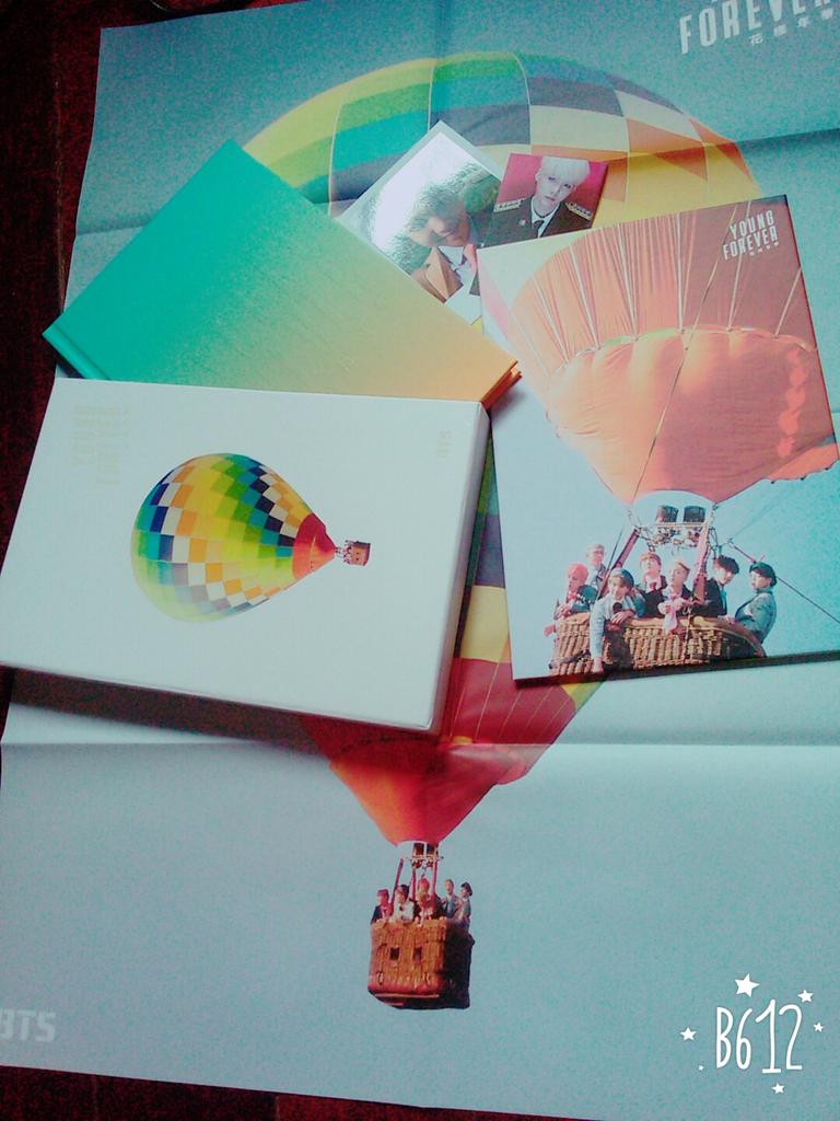 chimchimzay95's tweet image. My #YoungForever #DayVersion #방탄소년단 #BTS @BTS_twt 
♡♥♡♥♡♥♡♥♡♥
많이 좋아해!