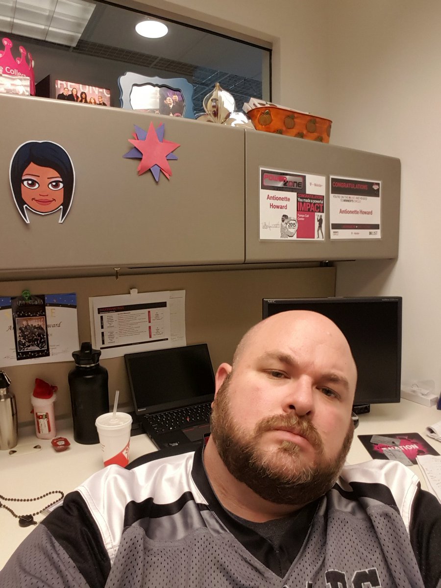777Jarrett's tweet photo. Someday I'll have the big office like my boss https://t.co/mFtGa1vHN1