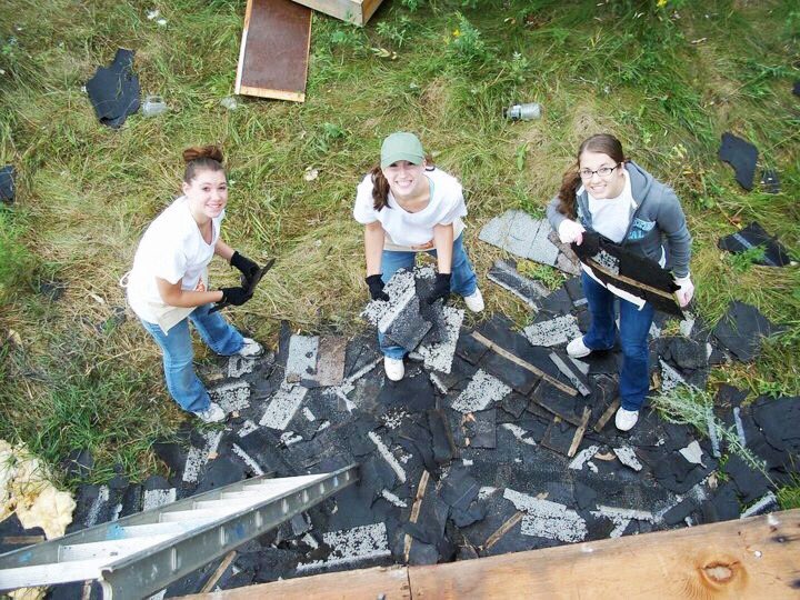 ProjectsforHope's tweet image. &quot;A kind gesture can reach a wound that only compassion can heal.&quot;

#throwbackthursday #tbt #missionstrip #hope