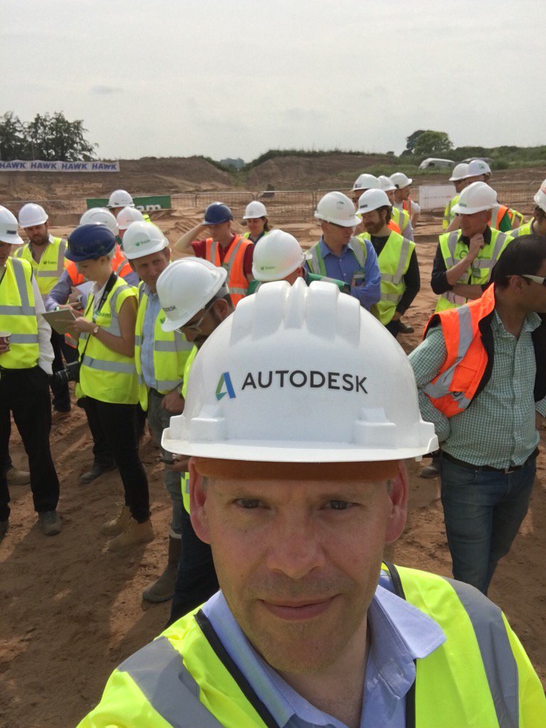 adams_john's tweet photo. Construction & technology in sunny Shropshire @azjasat @leeroyb @mstjohntaylor #bamDCD2016 #gobuildx #paulschallenge https://t.co/slUTJDn0ek
