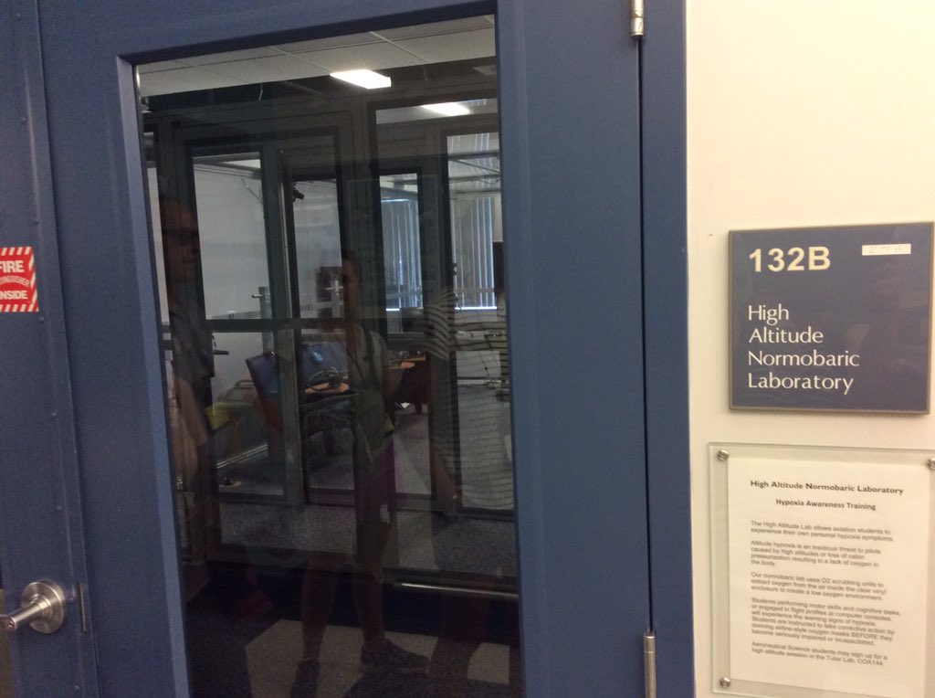 KRCSCollegeCo's tweet photo. Interesting tour @EmbryRiddle #flyinghigh #SACACsumsem2016 https://t.co/o6cpQExK2p