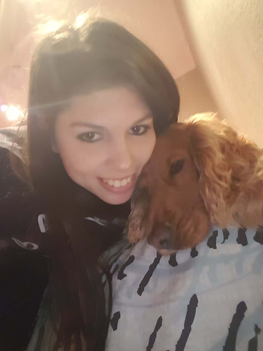 foreversharie's tweet photo. 🐶🌸 https://t.co/0fNvvvT6Gl