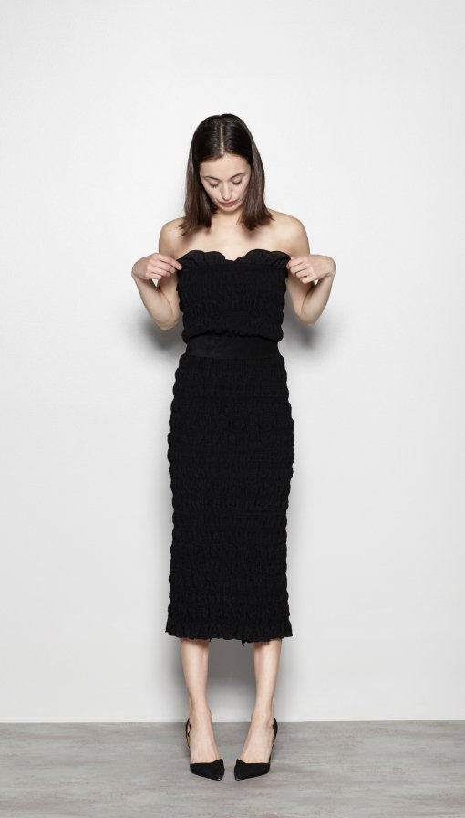 weardresscode's tweet photo. Just in, gorgeous black dress and shimmering gown from #hossintropia #weardresscode https://t.co/kPcY3a94AP