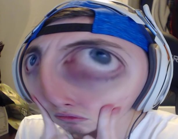 TenserMemes's tweet photo. When your spooning and get a chub https://t.co/7jNPTXzovO