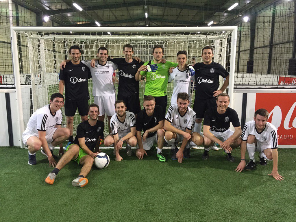 iadvize's tweet photo. À la suite d'un match fou, iAdvize remporte les #Playoffs #WebSportingLeague !! https://t.co/cB727XbZ1T