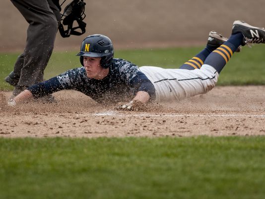 phthSports's tweet photo. The @PHNHuskyBasebal team is having a season for the ages, erasing two big droughts. https://t.co/zyXSjo0Pa2 https://t.co/Jj4MTFQJO2