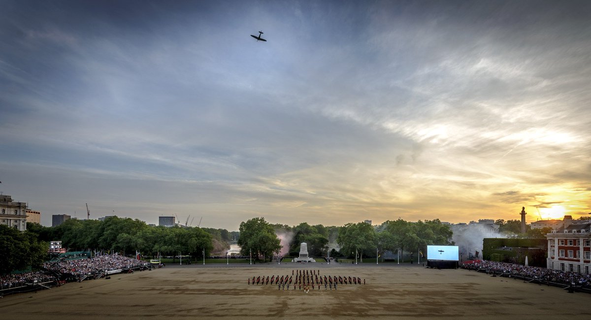 @FTFWorldEvents Precision timing as always #spitfire #BeatingRetreat #flypast #HorseGuardsParade