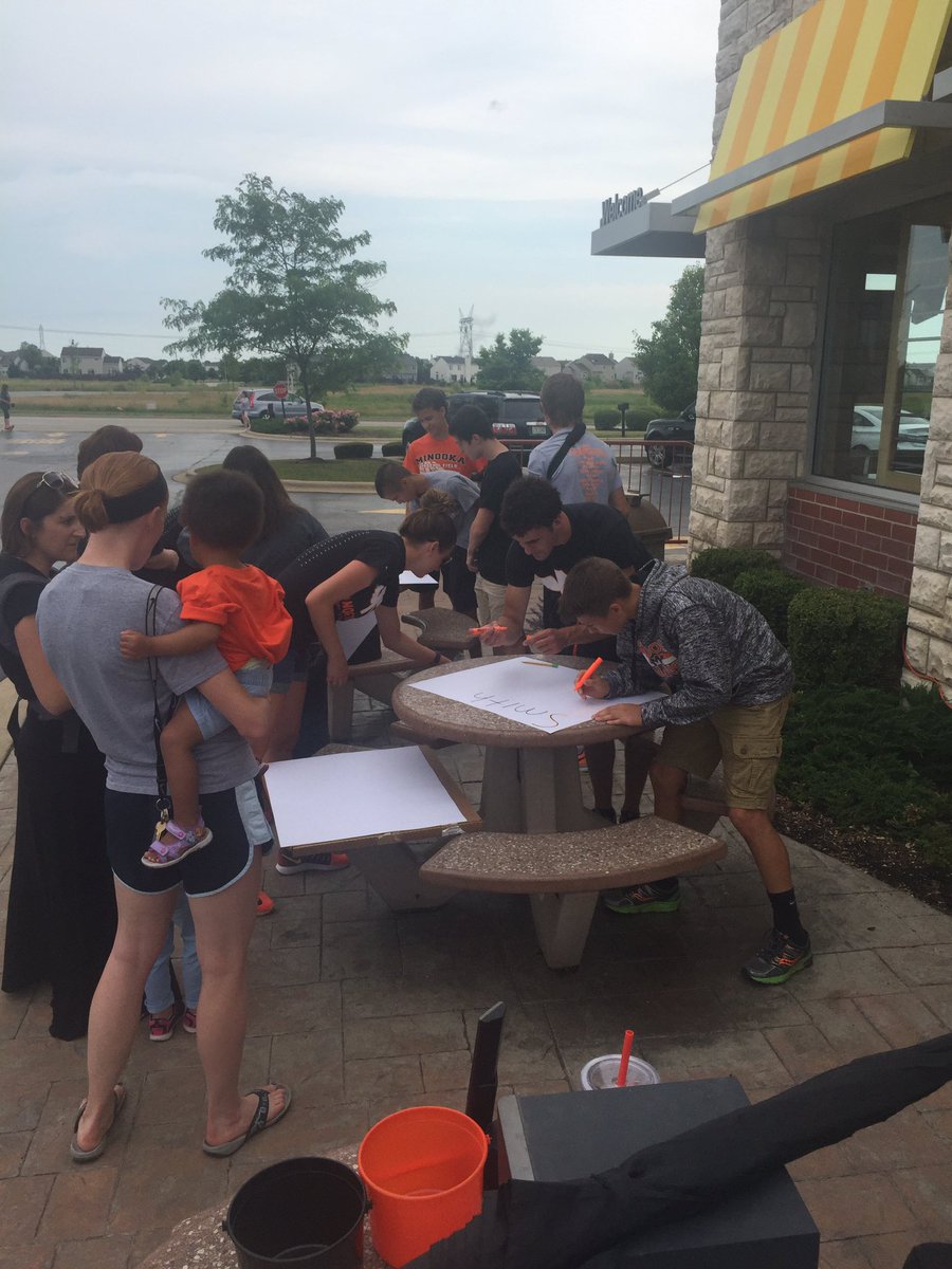 Coach_Lundin's tweet photo. #SmithStrong Fundraiser at South Campus McDonald's is up and running! #MinookaTrack https://t.co/m9e2E5Z6oo