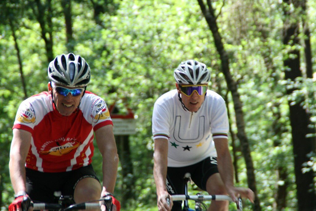 <a href="/TheodeRooij/">Theo de Rooij</a> <a href="/marcelvlek/">Marcel Vlek</a> Top mannen, met de snelsten boven op de #Holterberg(E Motieweg) tijdens de #tenHag fietsdag