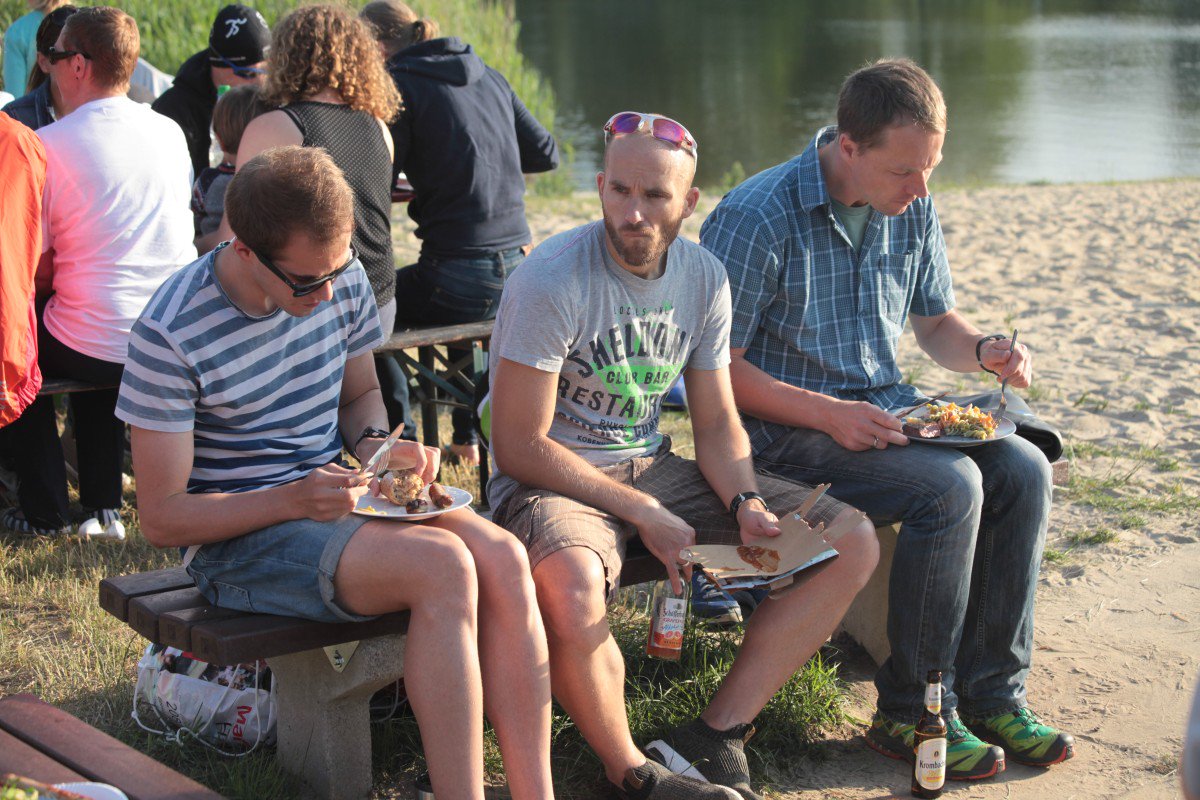 TriTeamLG's tweet photo. Unser Swim & Run am #Inselsee - wieder mit klasse Wetter & toller Stimmung, anschließendem Grillen & Siegerehrung. https://t.co/swCCHirrKA
