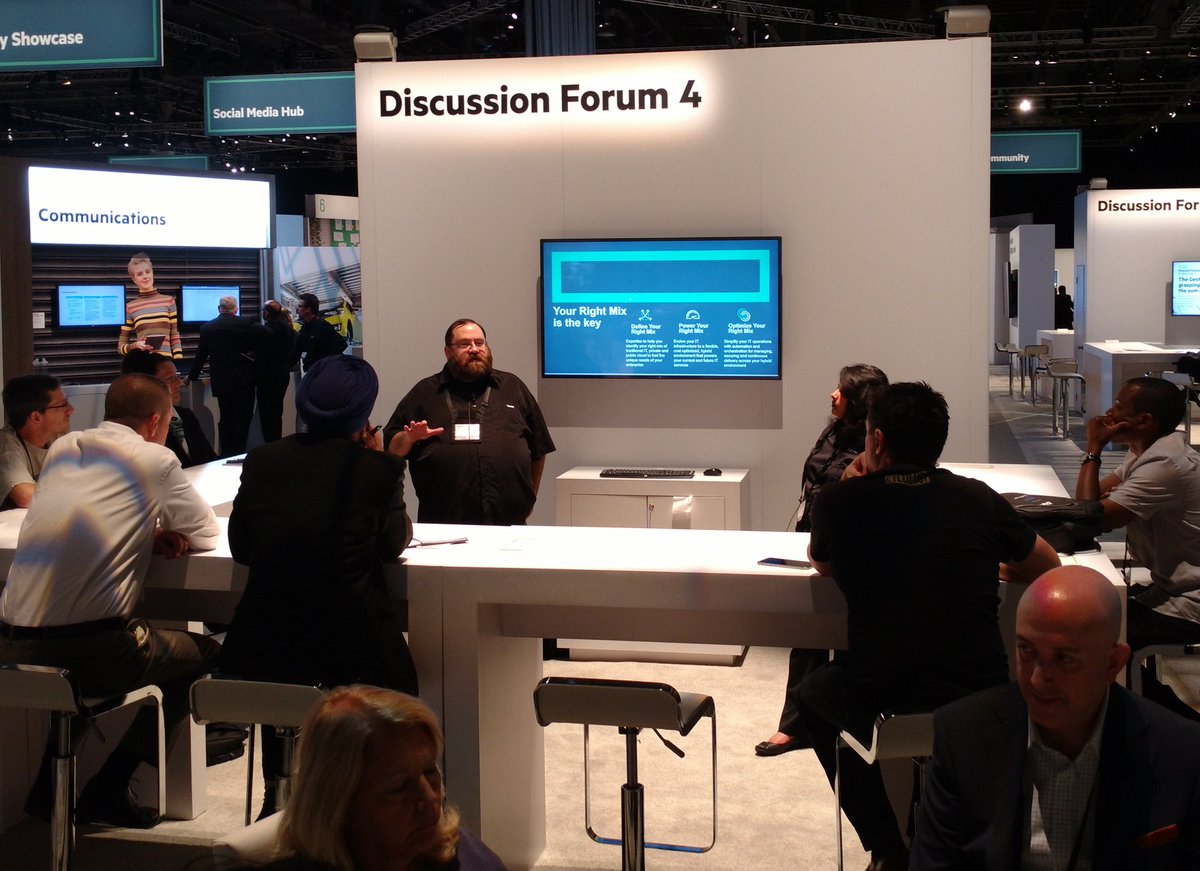 BiggerData9000's tweet photo. Sure keep tweeting @CloudSecChris You're gonna bounce me out of a job #TheMachine #HPEDiscover #glengarryglenross https://t.co/pPIETc7LDI