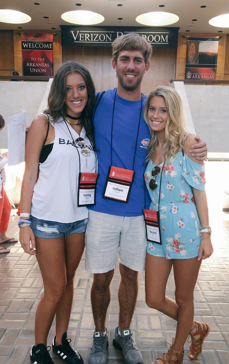 “<a href="/mikaelastoll/">mk.stoll</a>: so ready for college. I mean do we have to go back home today ? ” can't wait