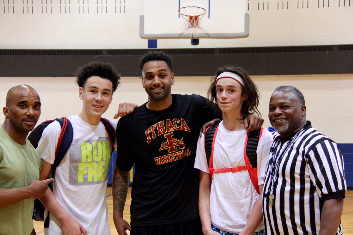 luvelleb's tweet image. First time in 4 years, the DeWitt staff team scores more than the students.  I wonder what was different this year😳?