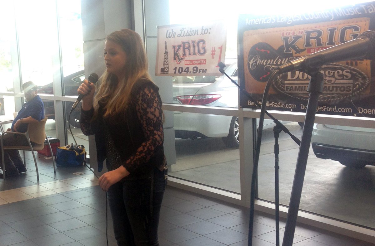 DoengesToyota's tweet photo. The Doenges/KRIG Country Showdown is on at Doenges Toyota. Come in Before 7:00 for some great live music! https://t.co/S54zGMNJ1I