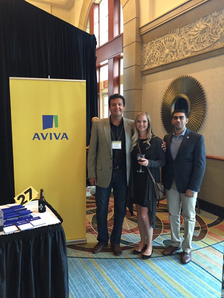 Check out our booth! Luis from <a href="/AvivaCanada/">Aviva Canada</a> and Ginny from <a href="/mitchellwhale/">0xMitchell</a> #avivadigital1st