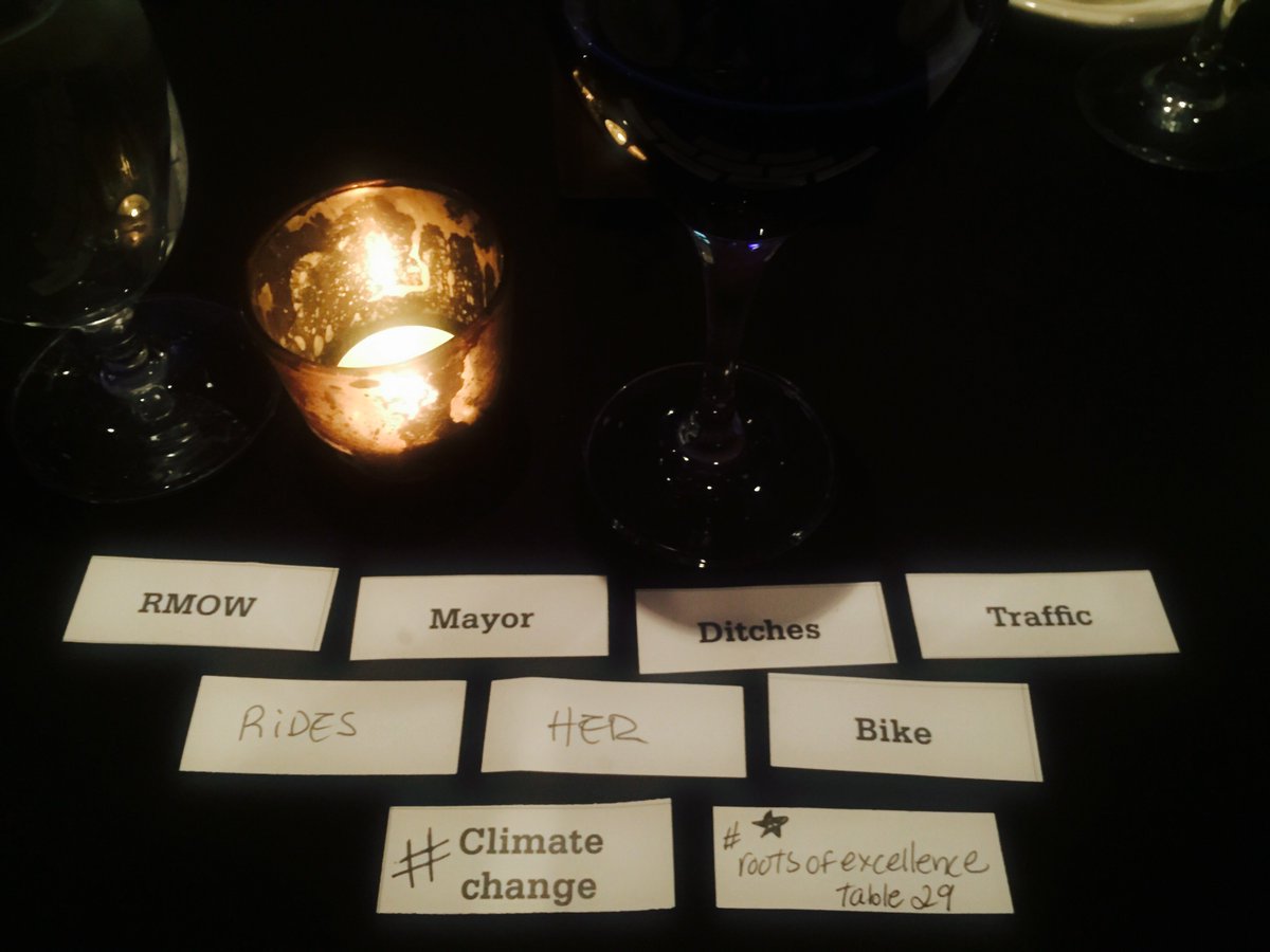 CatherineAirdSM's tweet photo. @PiqueNews table 29!!! #rootsofexcellence https://t.co/yHfcLbOy9q