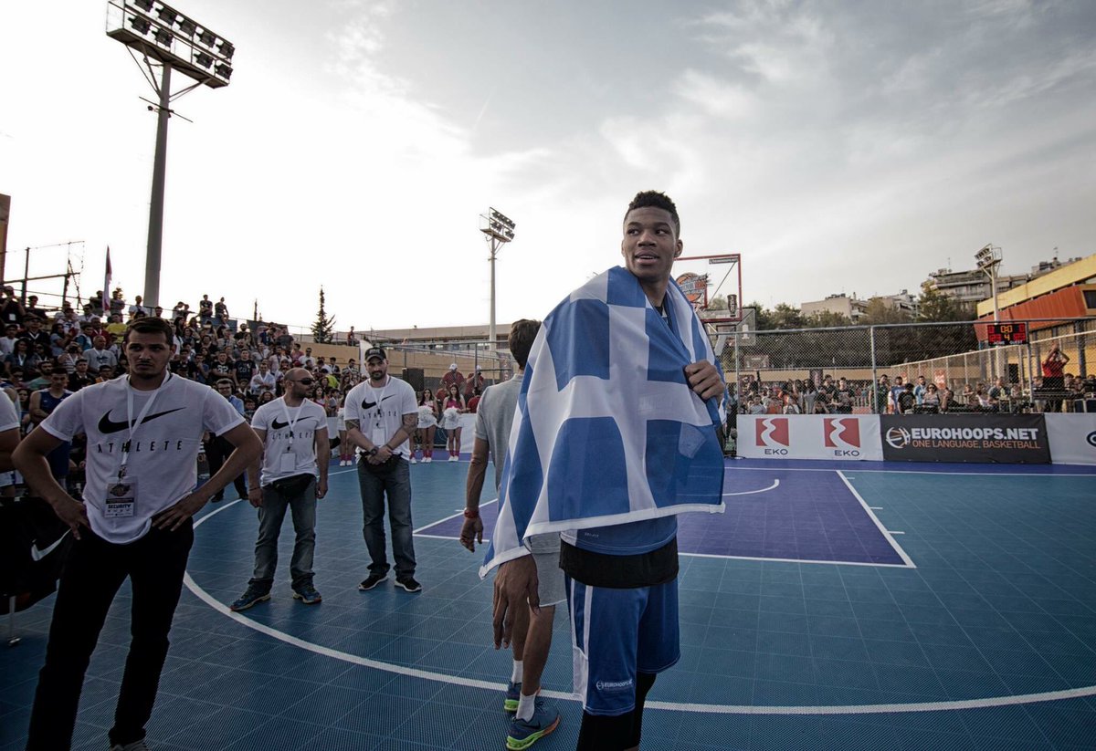 For Country.   Represent @Giannis_An34!! 🇬🇷🏀 #OwnTheFuture #RoadToRio #Hellas https://t.co/h1Z2MwnJGP