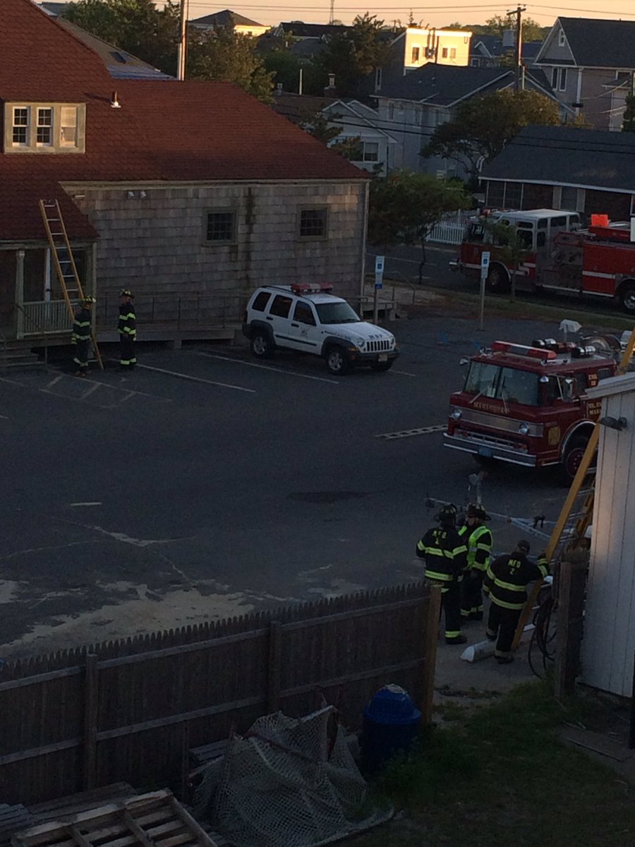 LillyLibrary822's tweet image. Thank you, Manasquan Fire Dept. for practicing to make sure you're sharp for the real deal. #lovesquan #manasquan