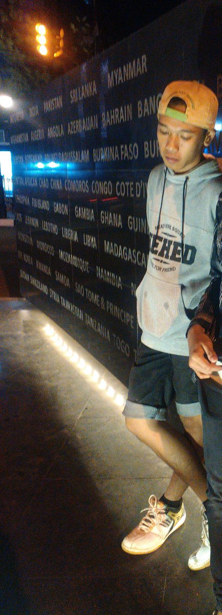 HamdanPernandan's tweet photo. Gue https://t.co/OUQuMC5NhT